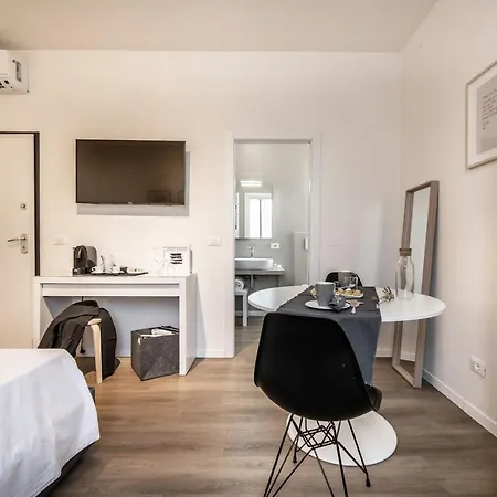 Emilia Essence 3* Modena