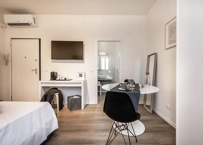 Emilia Essence 3* Modena